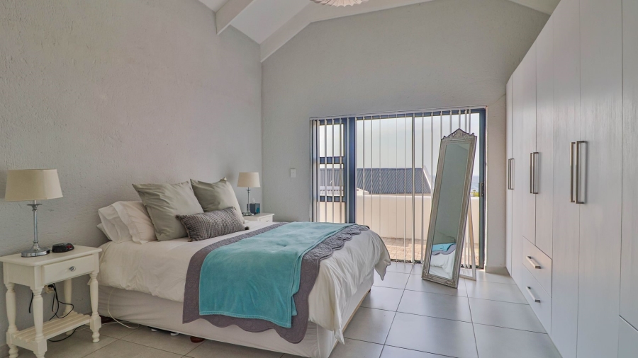 3 Bedroom Property for Sale in Da Gama Bay Western Cape